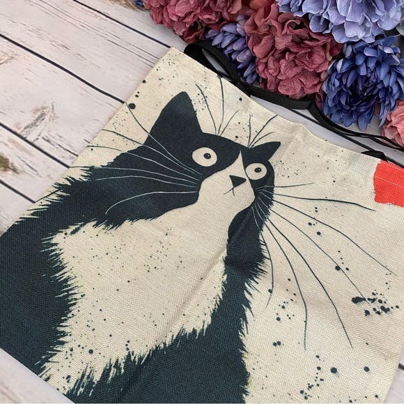Eco-Friendly Black Cat with Heart Folding Tote Bag - Picture 6 of 12
